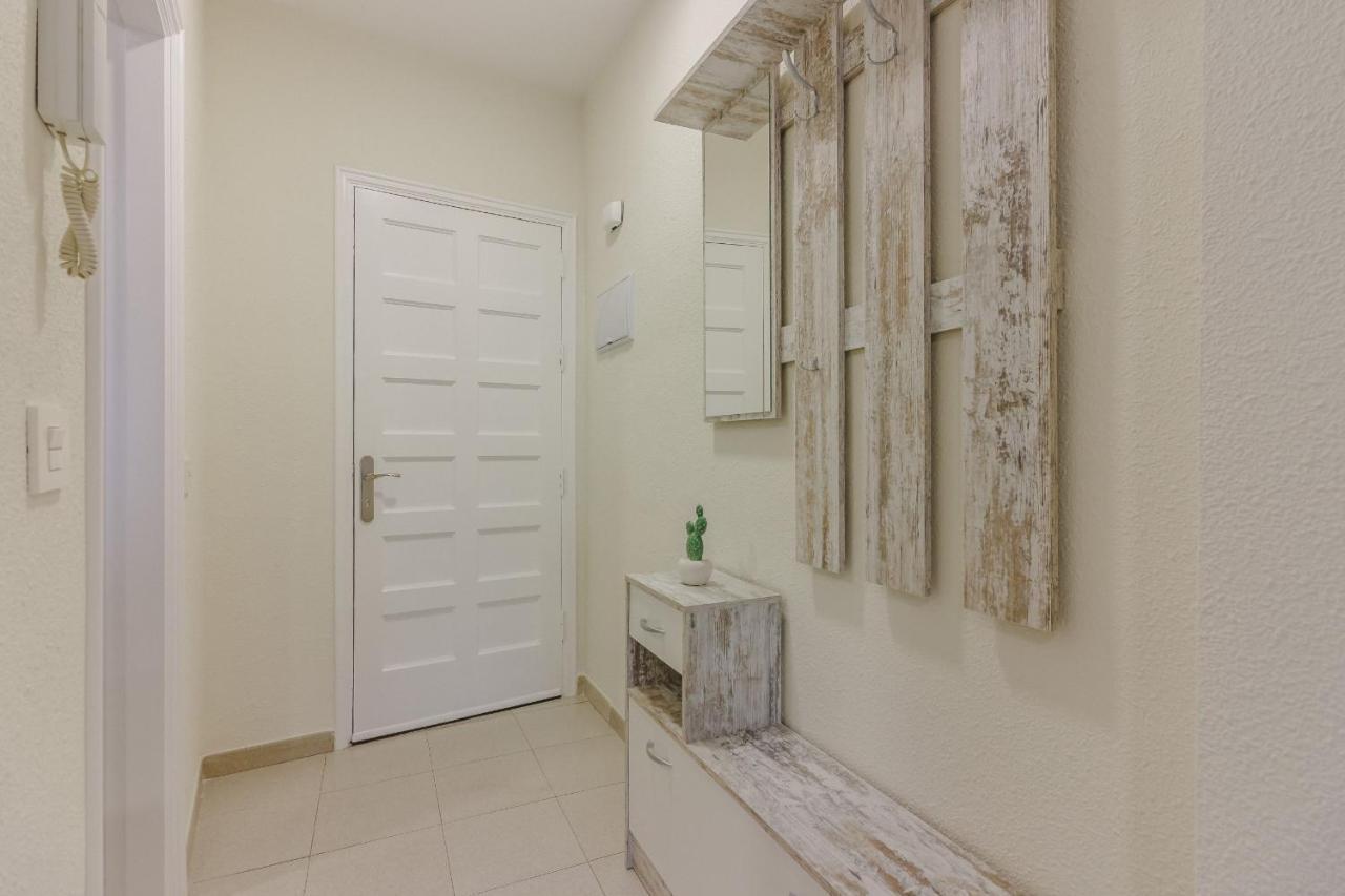 פוארטו דה סנטיאגו Seguro Spacious Apartment With Roomy Terrace מראה חיצוני תמונה
